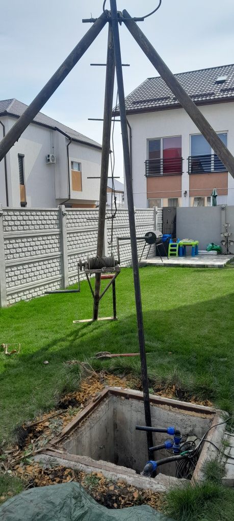 Foraje puțuri și denisipări piloni de sustinere