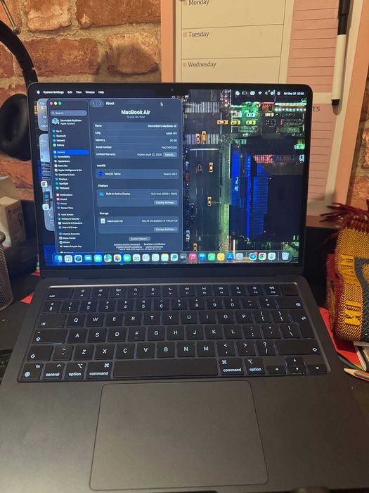 Mac book air 13 M3 24\512