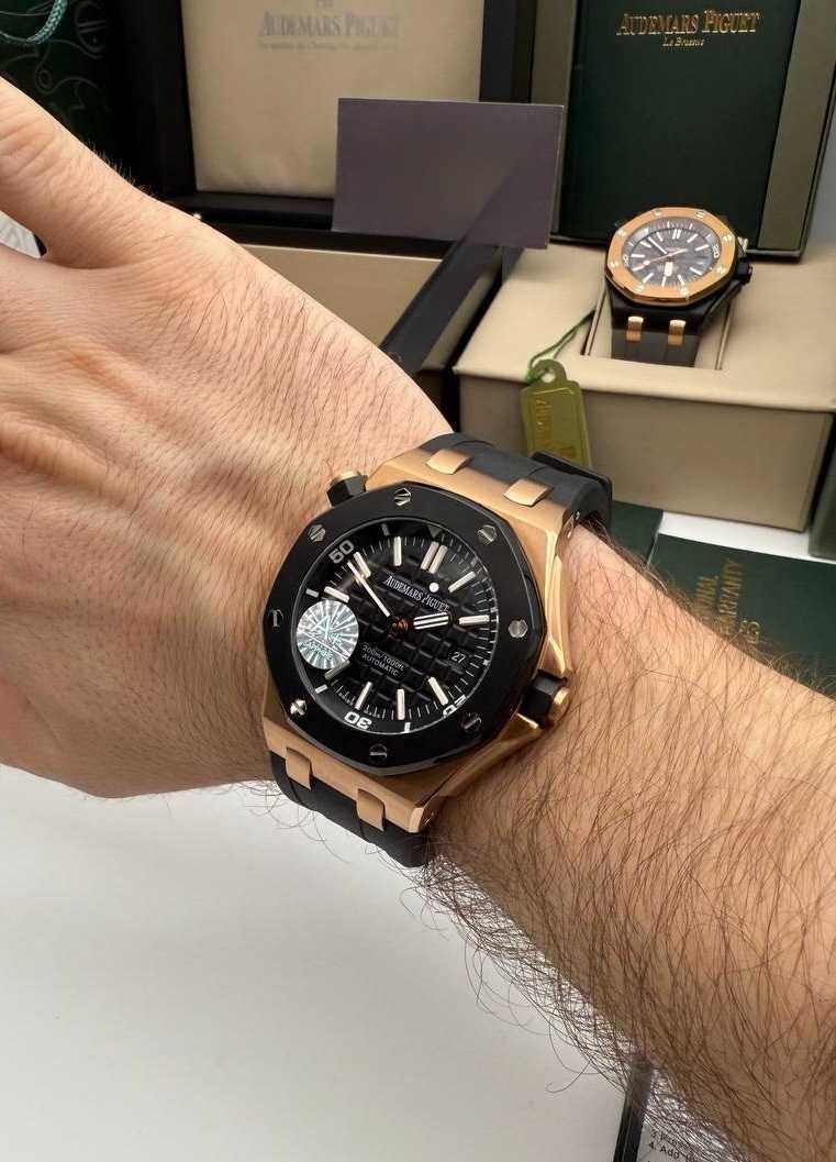 Мъжки Часовници Diver златисто/черно базал