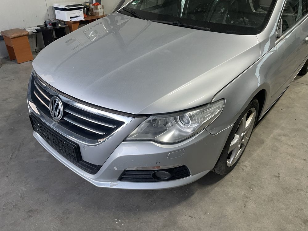 Vand capota motor Volkswagen Passat CC impecabila