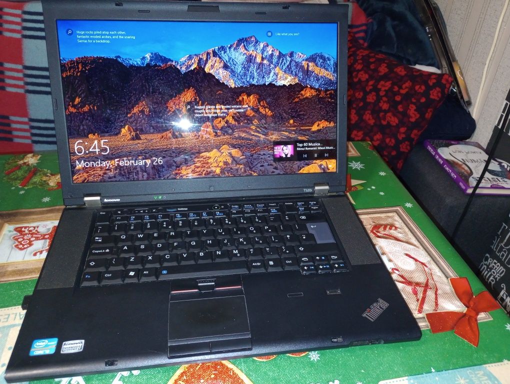 Laptop Lenovo ,Intel i3 ,4 GB ram, SSD, bluetooth, tester auto
