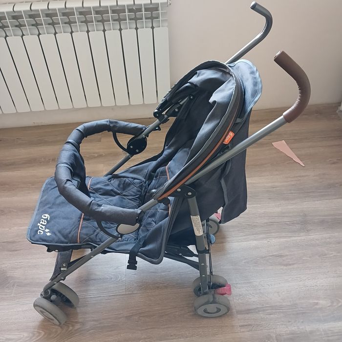 Продам детскую коляску