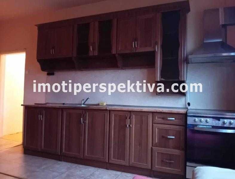 Продава се Тристаен апартамент в Пловдив, Изгрев - 58 кв.м за 880 €/кв.м - Снимка #2
