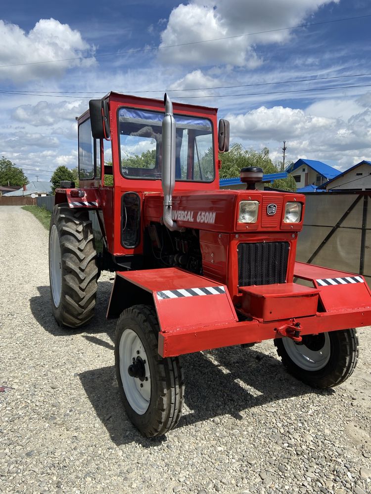 Tractor u 650 cu carte