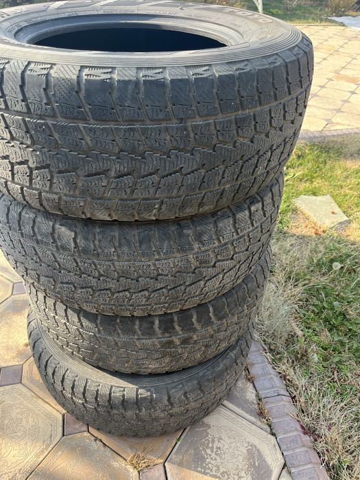 Шины на крузак или на ланк