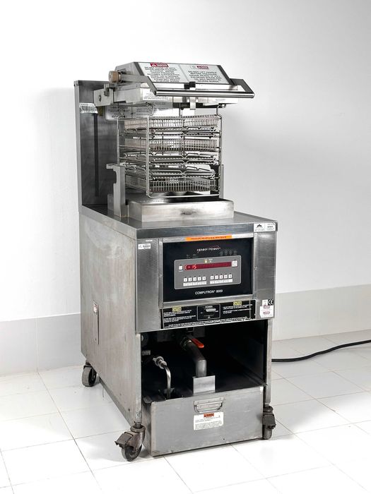 OUTLET Henny Penny - FRITEUZA sub presiune industriala automata