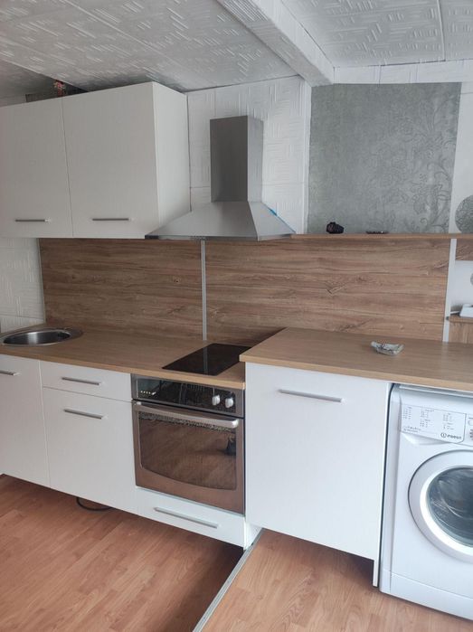 Тристаен апартамент под наем в ж.к. Сухата река, 2212640