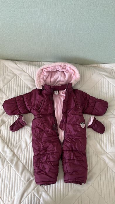 Продам детские комбинезоны