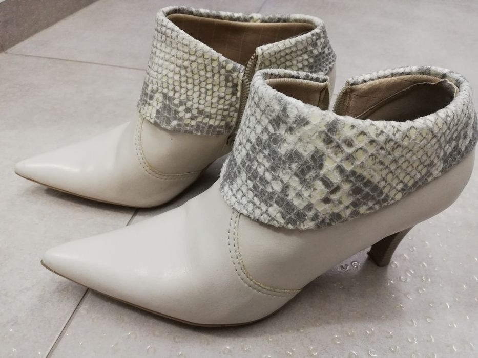 Дамски боти Step care 37н