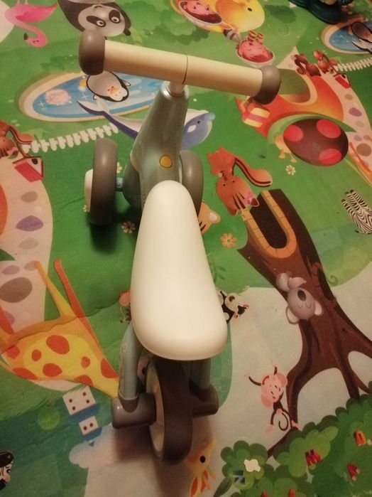 Tricicleta Berit Ride-On, Sky High, Bleu, Skiddou