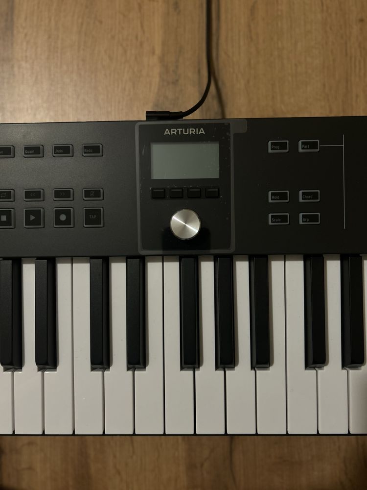 MIDI-клавиатура Arturia Keylab Essential 88