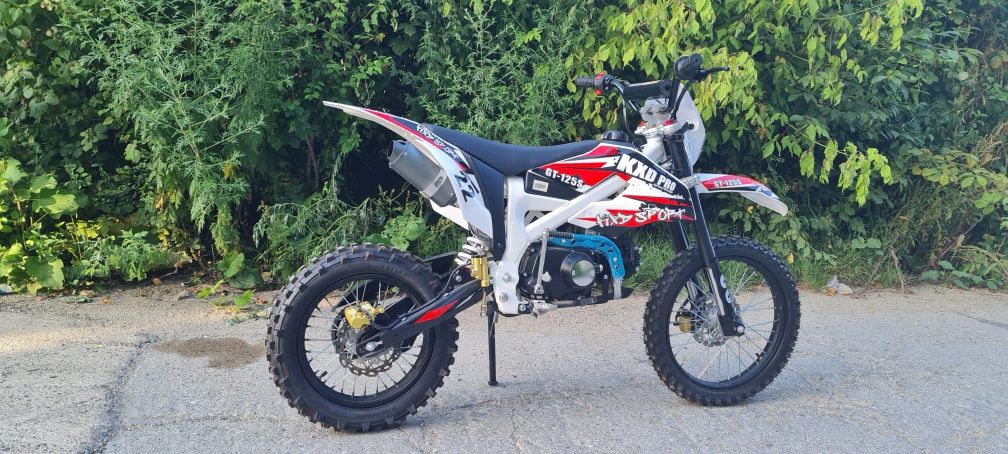 Cross 125cc cu pornire la buton cutie de viteză manuală cu livrare