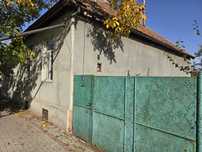 Vand casa sau schimb cu apartament