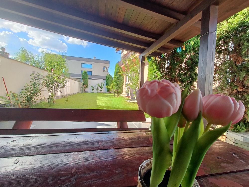 Inchiriez pensiune turistică linga Oradea,60loc cazare cu restaurant