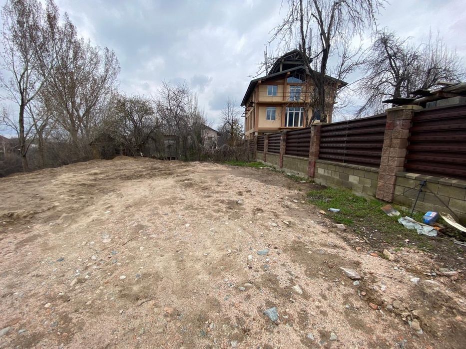 Продам участок в Бостандыкском районе