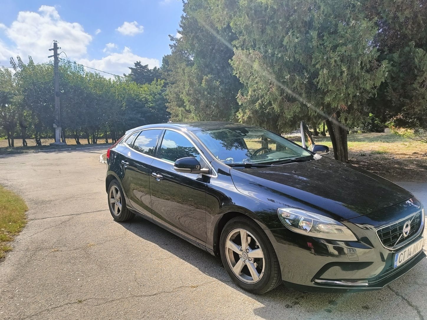 Volvo V40


Volvo V 40