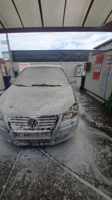 Vând Volkswagen Polo 9N