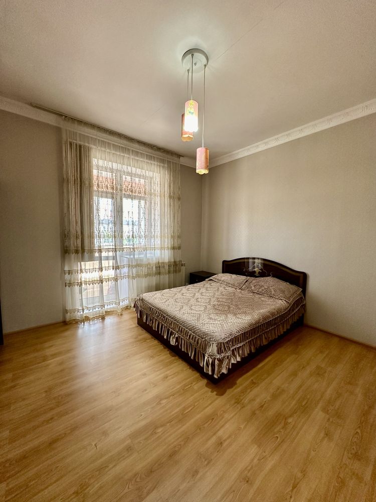 Продам 7 - комнатный дом по ул.Аубакирова