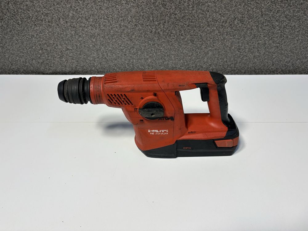 Rotopercutor Hilti TE 30 cu acumulator