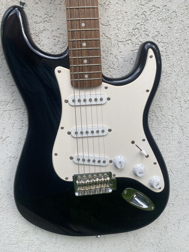 Squier Bullet by Fender chitara electrica