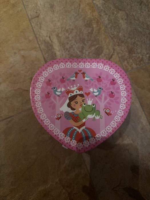 Музикална кутия за бижута