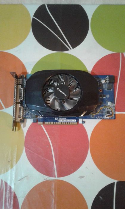 Видеокарта игровая. Nvidia GeForce. Gigabyte GTS 450. GTX 650. 2 Gb.