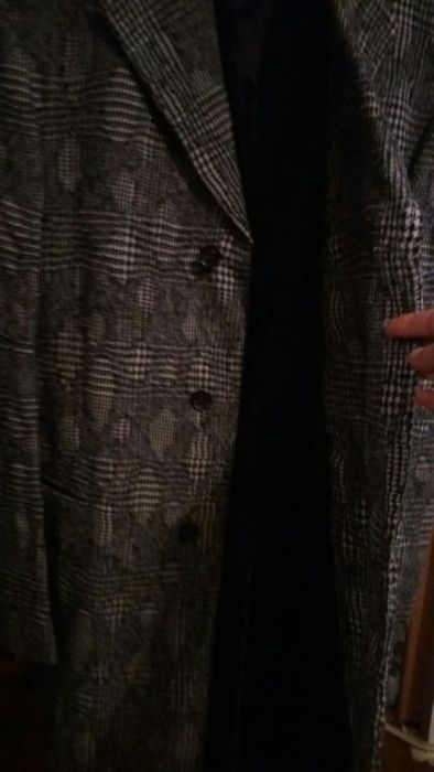 Palton barbat in stare foarte bună