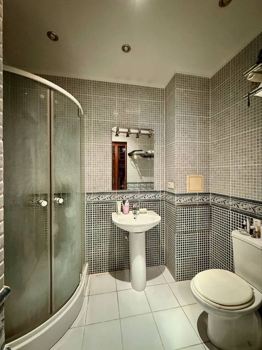 Продается 4х комнатная кв-ра,ор.р Бибигон,М.Улугбекский р-н, 90м2