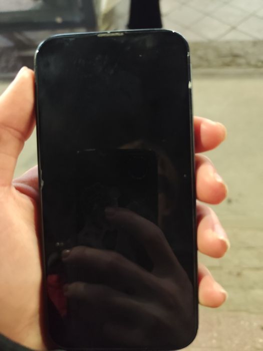 IPhone 15 коробка есть