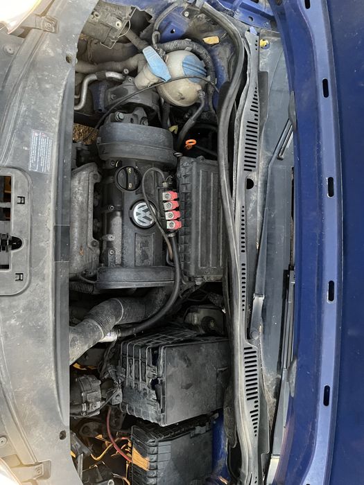 Vw Caddy 1.4i  **BUD** Кади 1.4и на-части!!