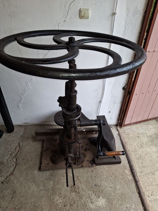 Vând set unelte fierar/covaci