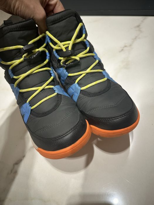 Детски апрески sorel