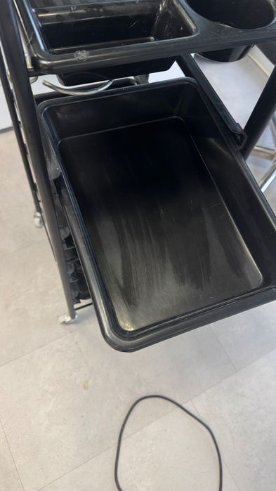 Фризьорска количка