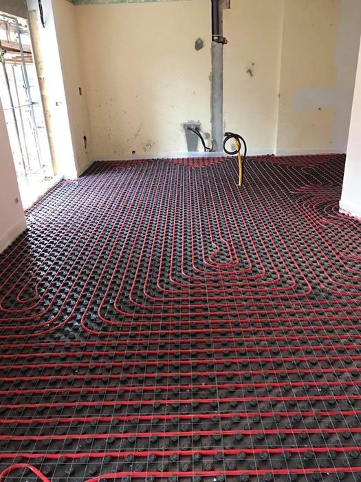 Meserias amenajari interioare , instalatiielectrice si sanitare ,gresi