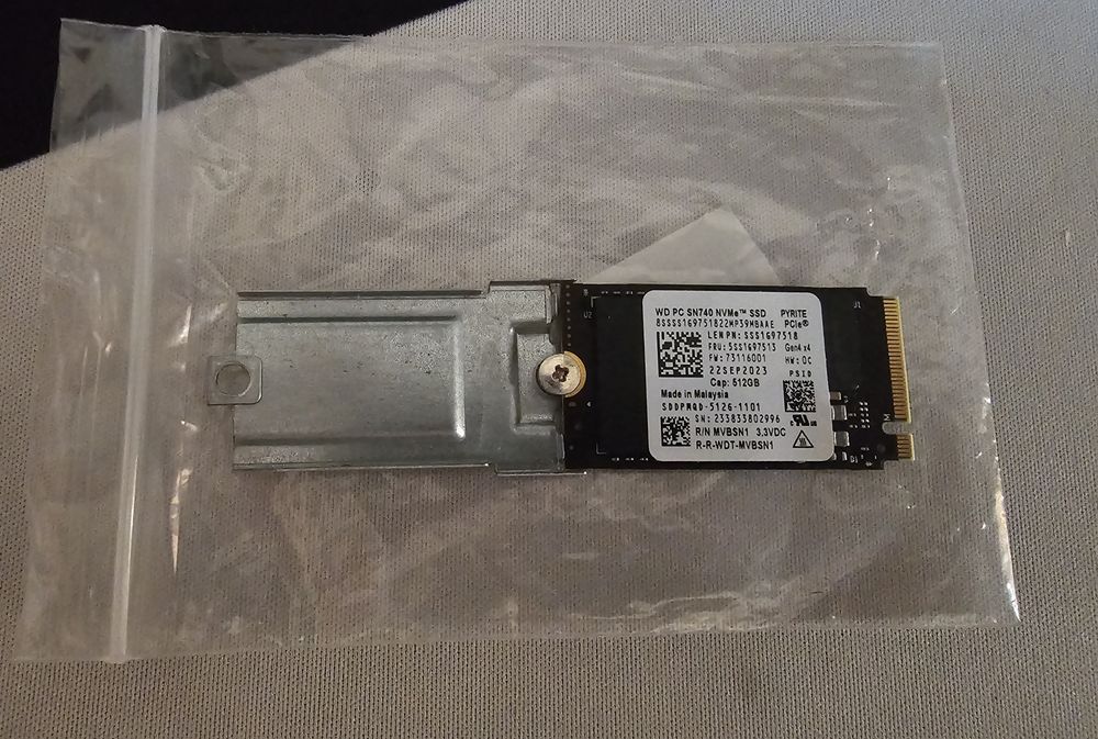 SSD Western Digital 512 r6