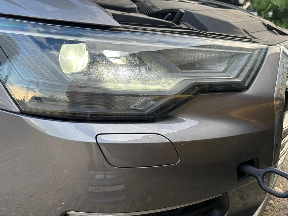 Far dreapta xenon complet Audi A6 4K C8