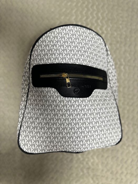 Дамски чанти налични