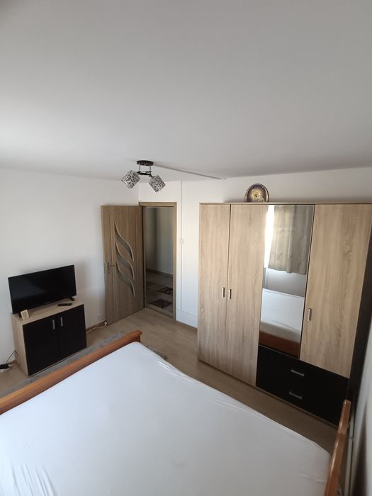 Închiriez apartament decomandat cu 2 camere in Gura Humorului