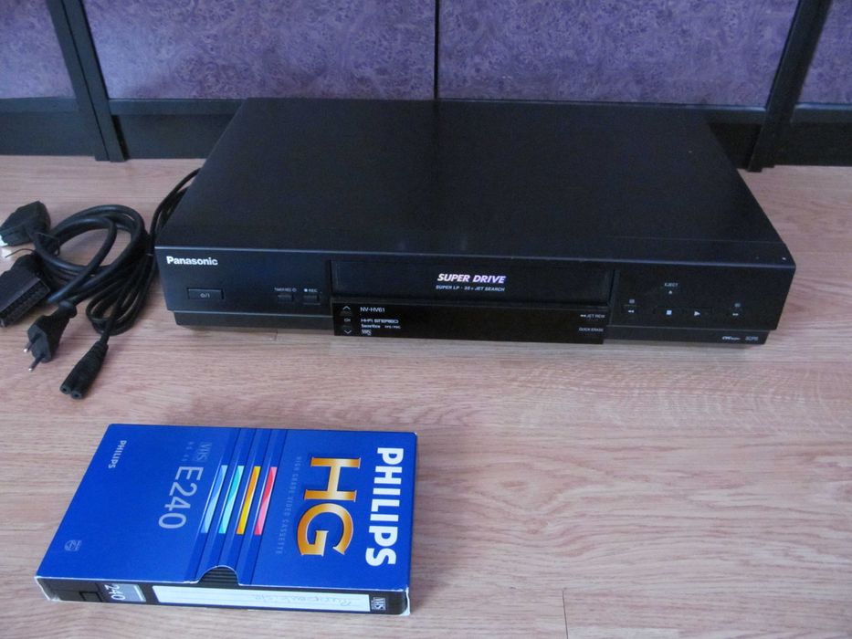 PANASONIC NV-HG61 video VHS Hi-Fi Stereo cu telecomanda , jucarie