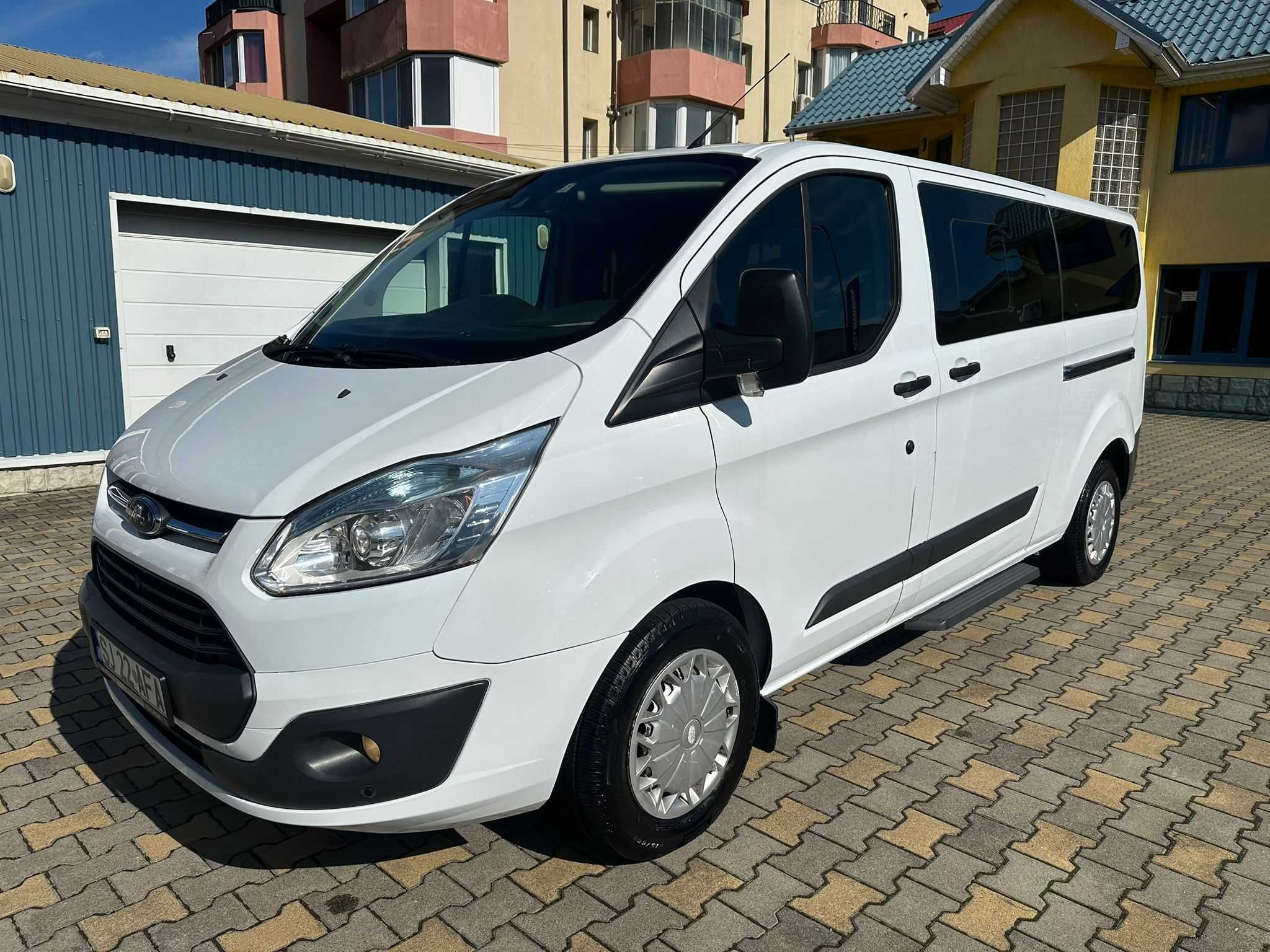 Ford tourneo custom lung cash sau rate