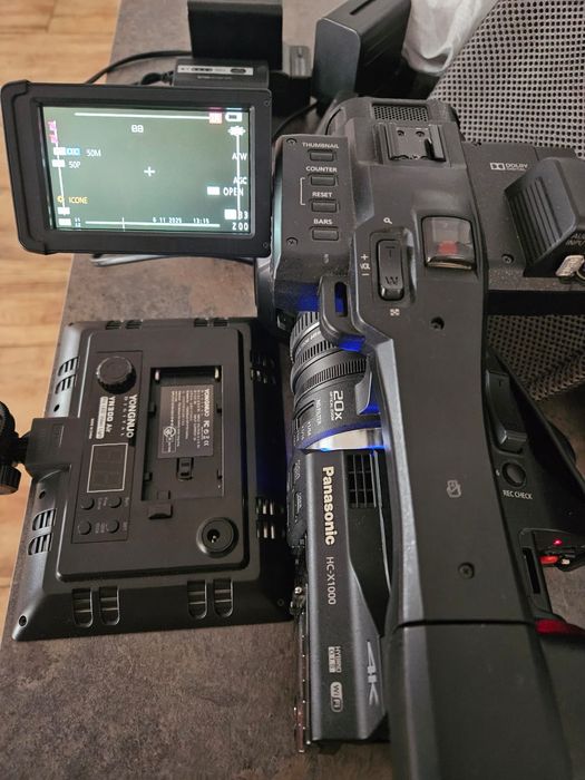 Panasonic HC-X1000. Camera 4K