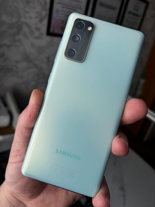 Samsung S20FE обмен