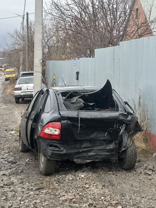 Продам приора 2172 на разбор