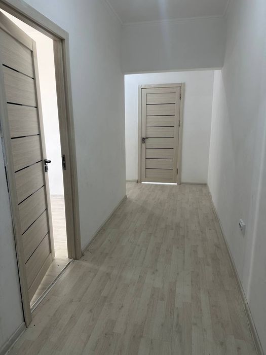 Срочна сотилади Яшнобод Олмос махалла 3/12/16