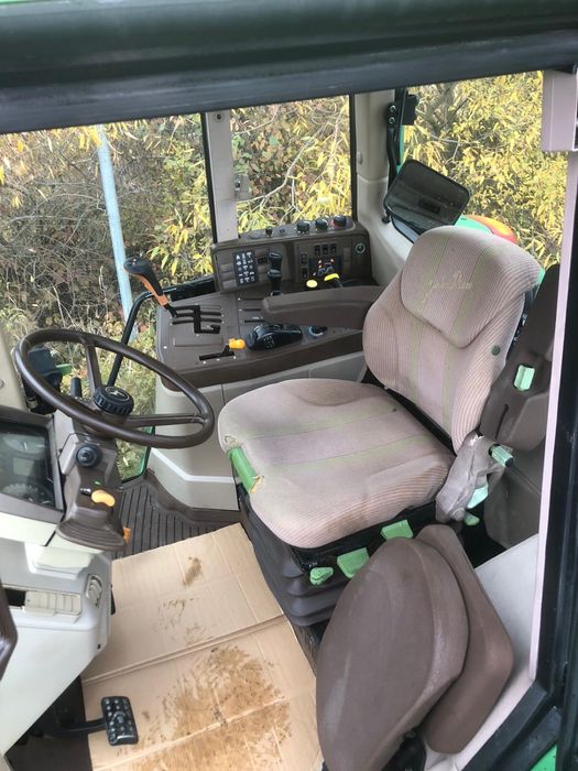 Tractor John Deere 6820