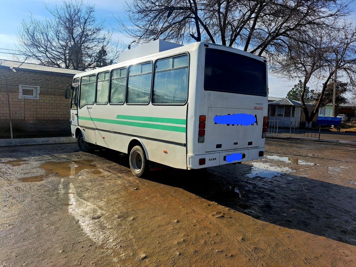 Isuzu avtobus sotiladi 2016