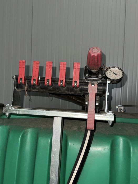 Instalatie erbicidat 1000 L , rampa 12 m