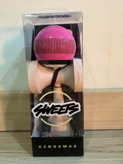 Kendama Sweets Broken Bones Electrick Pink, Broken Shape, Antiskid