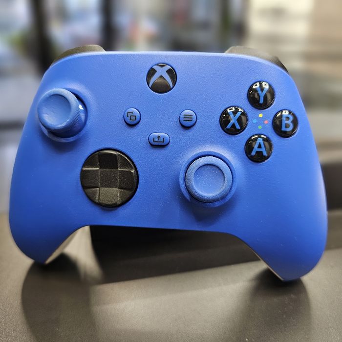 Amanet F28:Controler Xbox Seria S [p]