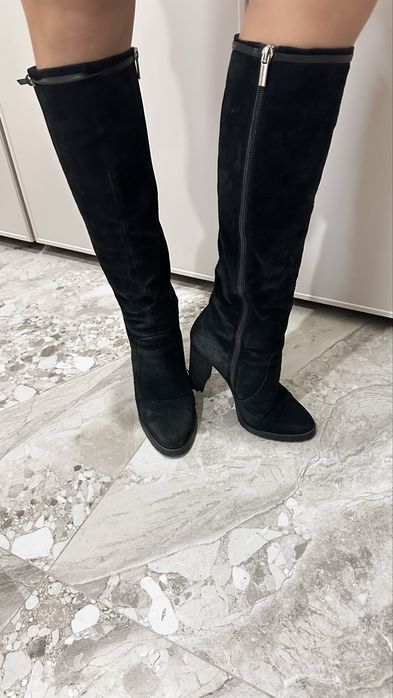 Продам женскую зимнюю обувь